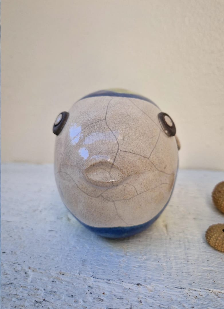 Poisson Globe – Sculpture en grès Raku – Image 2