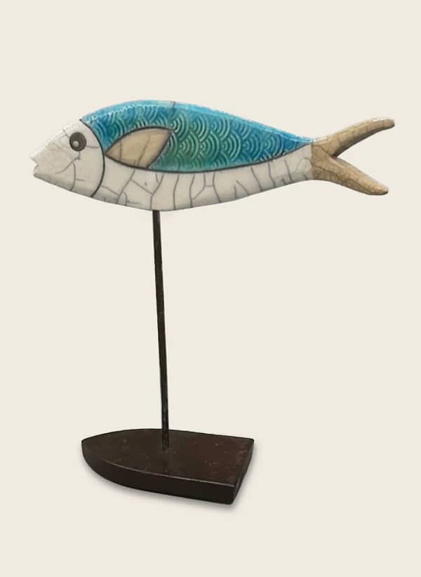 Poissons en grès sur socle – Sculptures d'inspiration marine – Image 2
